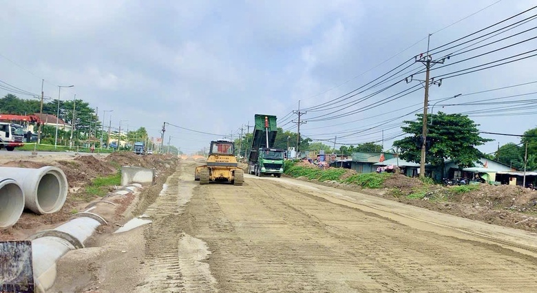 Gỡ vướng mặt bằng, tăng tốc thi c&ocirc;ng đường 25B-25C nối s&acirc;n bay Long Th&agrave;nh- Ảnh 4.