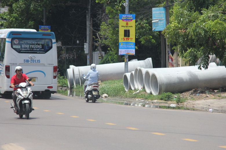 Đường nối QL1 v&agrave;o trung t&acirc;m Phan Thiết lỡ hẹn về đ&iacute;ch v&igrave; vướng mặt bằng- Ảnh 2.