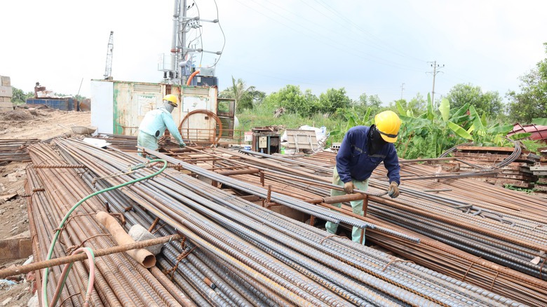 Hải Dương: Phấn đấu về đ&iacute;ch trước hạn n&uacute;t giao li&ecirc;n th&ocirc;ng kết nối QL17B với QL5- Ảnh 6.