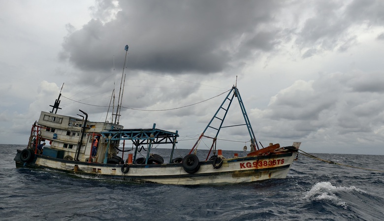 Bắt t&agrave;u c&aacute; chở 50.000 l&iacute;t dầu D.O tr&aacute;i ph&eacute;p tr&ecirc;n biển T&acirc;y Nam- Ảnh 1.