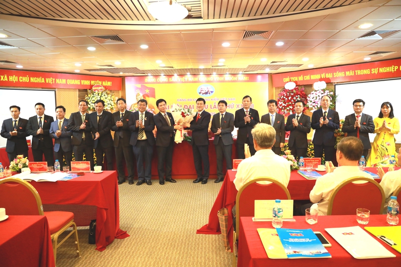 N&acirc;ng cao năng lực, sức chiến đấu của Đảng bộ Cục Đăng kiểm Việt Nam- Ảnh 2.