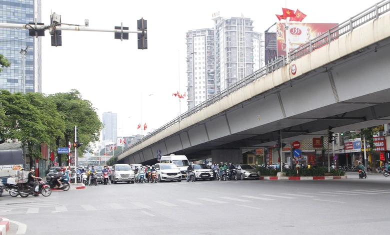 Sở X&acirc;y dựng c&oacute; tr&aacute;ch nhiệm tổ chức thực hiện c&aacute;c biện ph&aacute;p ph&ograve;ng ngừa nhằm giảm thiểu tai nạn giao th&ocirc;ng, &ugrave;n tắc giao th&ocirc;ng.