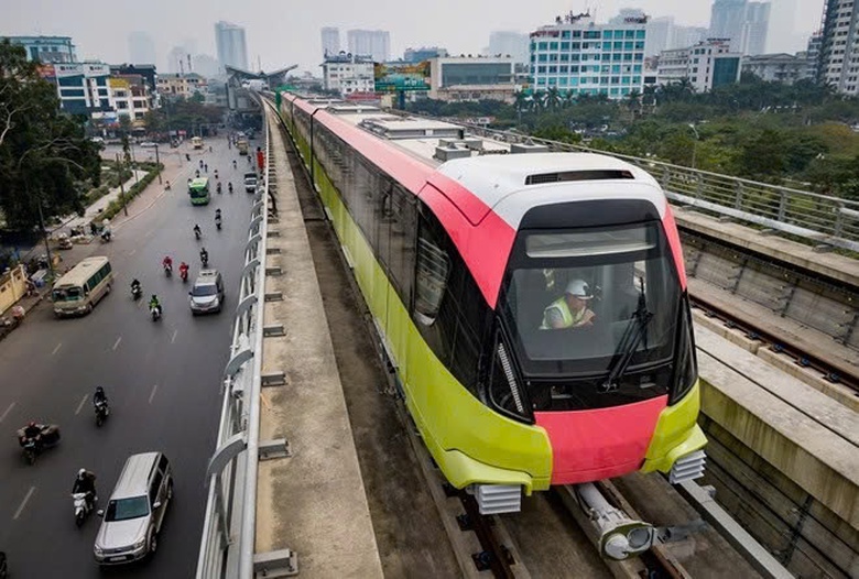 Chủ tịch Hà Nội thúc tiến độ khởi công các tuyến metro- Ảnh 2. Chủ tịch Hà Nội thúc tiến độ khởi công các tuyến metro- Ảnh 2.