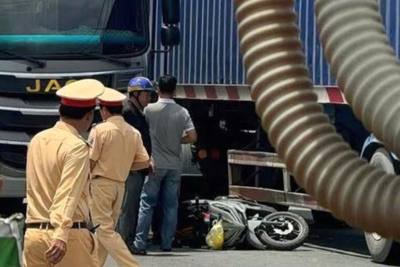 Hiện trường vụ tai nạn. Hiện trường vụ tai nạn.