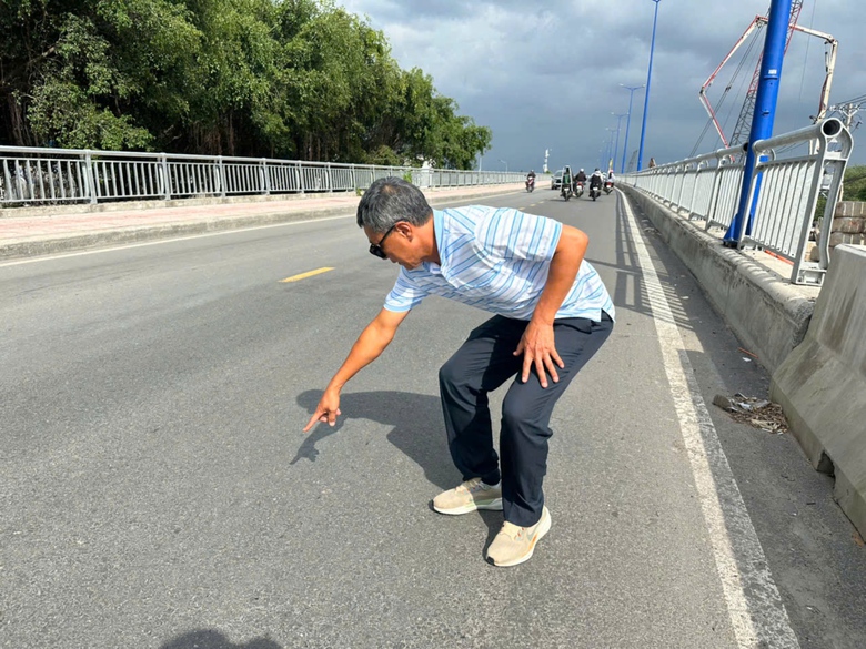 TP.HCM: Đắp phụ m&aacute;i taluy đường cầu Tăng Long sau sự cố sụt l&uacute;n- Ảnh 3.