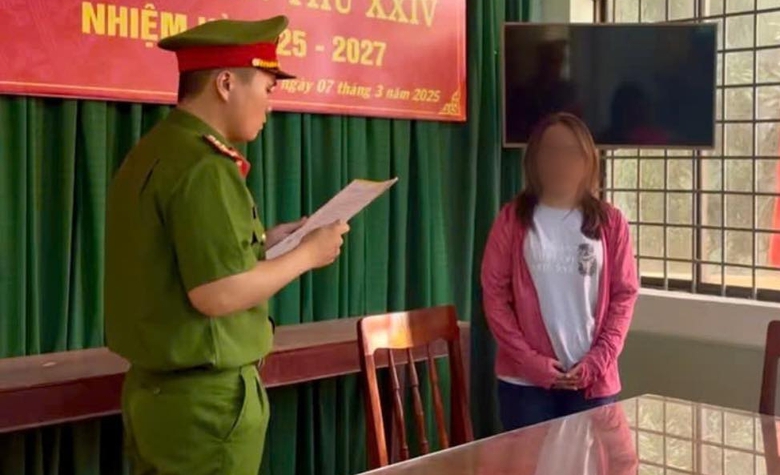 Bắt nghi can lừa đảo chiếm đoạt tiền tỷ của người d&acirc;n- Ảnh 1.