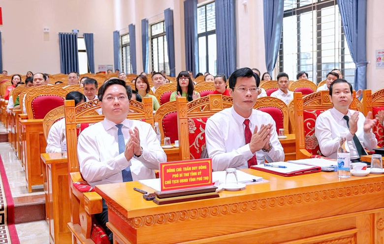 Ph&uacute; Thọ: Phường Vĩnh Ph&uacute;c tổ chức kỳ họp đầu ti&ecirc;n, sẵn s&agrave;ng vận h&agrave;nh bộ m&aacute;y mới- Ảnh 4.