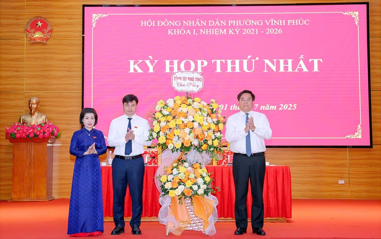 Ph&uacute; Thọ: Phường Vĩnh Ph&uacute;c tổ chức kỳ họp đầu ti&ecirc;n, sẵn s&agrave;ng vận h&agrave;nh bộ m&aacute;y mới- Ảnh 1.