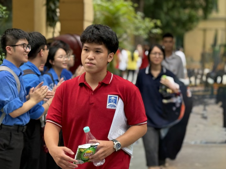 Gian lận thi cử bằng AI: Gi&aacute;o dục cần th&iacute;ch ứng nhanh- Ảnh 1.