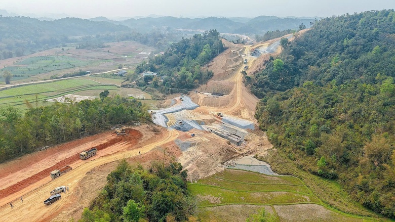 V&igrave; sao nhiều hộ d&acirc;n chưa nhận đủ chi ph&iacute; đền b&ugrave; GPMB cao tốc Đồng Đăng - Tr&agrave; Lĩnh?- Ảnh 3.