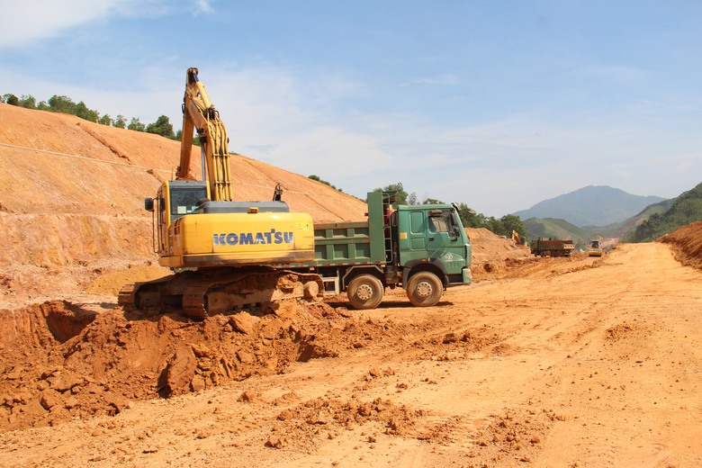 Cao tốc Tuy&ecirc;n Quang - H&agrave; Giang: Tăng tốc thi c&ocirc;ng, nỗ lực c&aacute;n đ&iacute;ch đ&uacute;ng hạn 19/12- Ảnh 6.