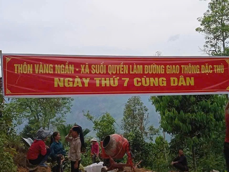 Yên Bái: 400 hộ hiến đất, mở đường nối bản nghèo với trung tâm huyện- Ảnh 1. Yên Bái: 400 hộ hiến đất, mở đường nối bản nghèo với trung tâm huyện- Ảnh 1.