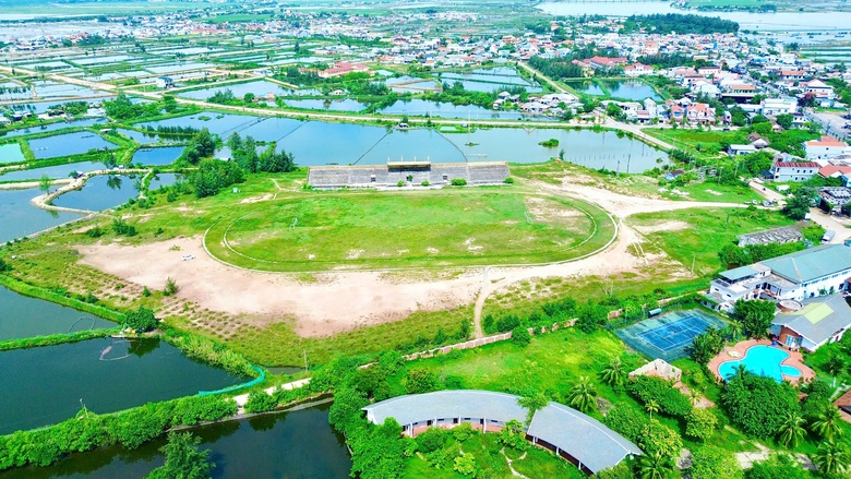 Huế: Sớm cải tạo, n&acirc;ng cấp trung t&acirc;m văn h&oacute;a thể thao 21 tỷ đồng bỏ hoang- Ảnh 1.