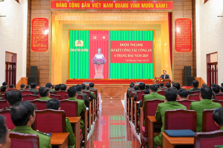 L&acirc;m Đồng: Tỷ lệ tội phạm giảm mạnh trong 6 th&aacute;ng đầu năm- Ảnh 2.