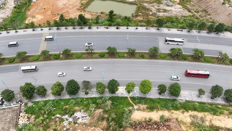 Cần sớm khắc phục t&igrave;nh trạng mờ vạch kẻ đường tr&ecirc;n QL18 đoạn qua TP Hạ Long- Ảnh 2.