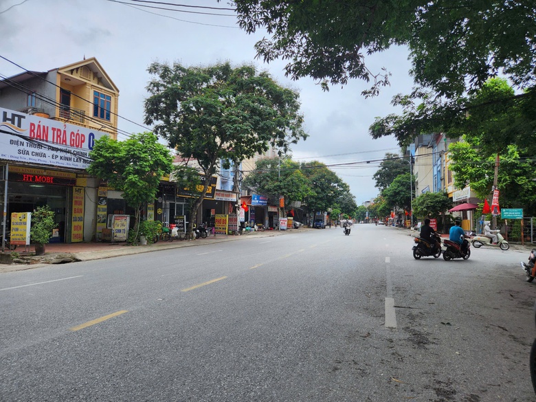 Cầu huyết mạch trên QL18 thông xe, tài xế vui mừng không còn lo tắc đường- Ảnh 20. Cầu huyết mạch trên QL18 thông xe, tài xế vui mừng không còn lo tắc đường- Ảnh 20.