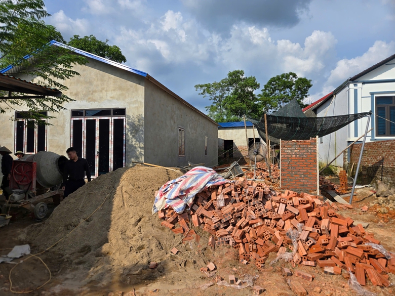 Nhiều c&ocirc;ng tr&igrave;nh x&acirc;y dựng tr&aacute;i ph&eacute;p trục lợi đền b&ugrave; ở Th&aacute;i Nguy&ecirc;n- Ảnh 2.