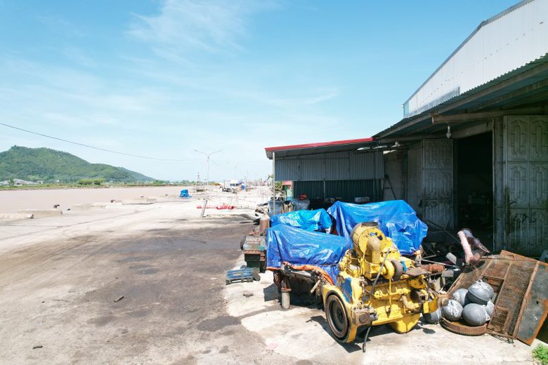 Thanh Hóa: Cảng Hòa Lộc bồi lắng, ngư dân lo tàu thuyền mắc cạn- Ảnh 4. Thanh Hóa: Cảng Hòa Lộc bồi lắng, ngư dân lo tàu thuyền mắc cạn- Ảnh 4.