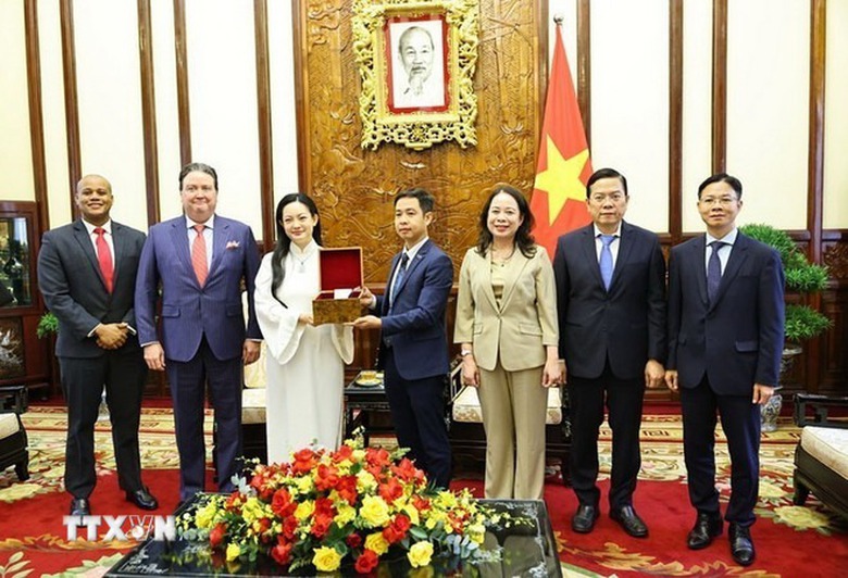 Ph&oacute; chủ tịch nước tiếp nữ phi h&agrave;nh gia gốc Việt đầu ti&ecirc;n bay v&agrave;o kh&ocirc;ng gian- Ảnh 2.