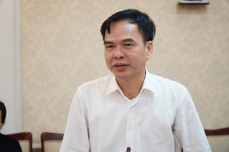 C:\Users\HP\Desktop\New folder\DSC02183.JPG