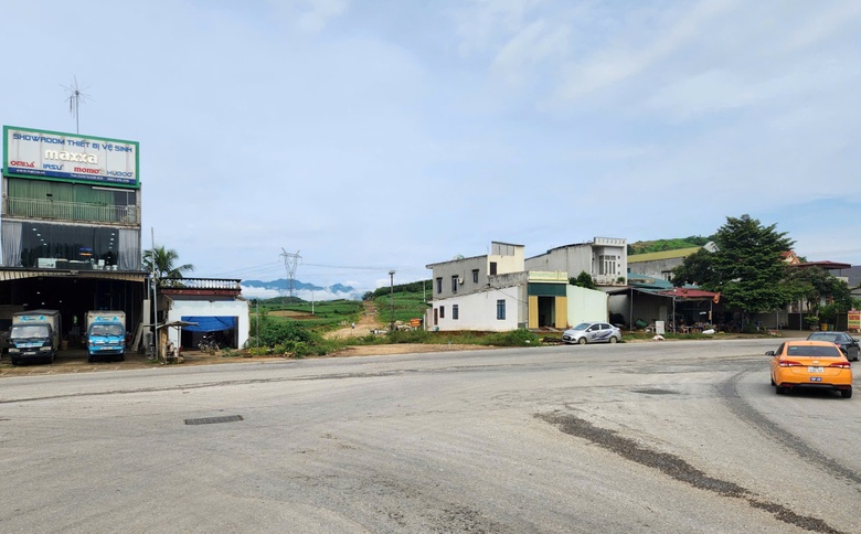 Thanh H&oacute;a: Đường từ QL47 đi cầu Tổ Rồng nỗ lực về đ&iacute;ch trong th&aacute;ng 10- Ảnh 1.