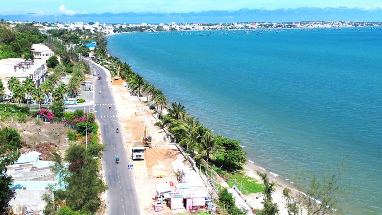 S&ocirc;i động m&ugrave;a du lịch h&egrave; 2025 ở L&acirc;m Đồng- Ảnh 2.