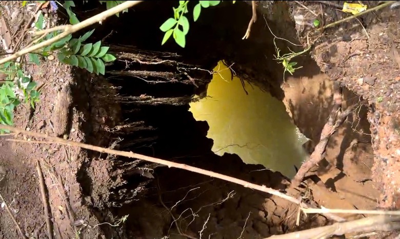 Th&aacute;i Nguy&ecirc;n: X&aacute;c định nguy&ecirc;n nh&acirc;n hố sụt ở x&atilde; V&otilde; Nhai- Ảnh 1.