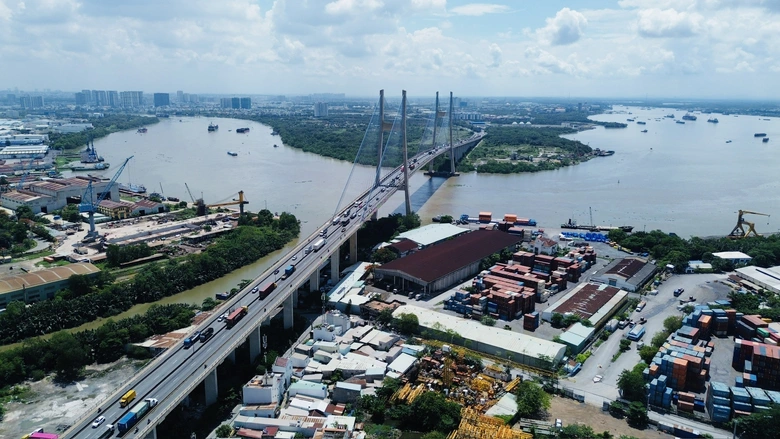 TP.HCM t&igrave;m giải ph&aacute;p giảm &ugrave;n tắc khu vực cảng C&aacute;t L&aacute;i v&agrave; cầu Ph&uacute; Mỹ- Ảnh 2.