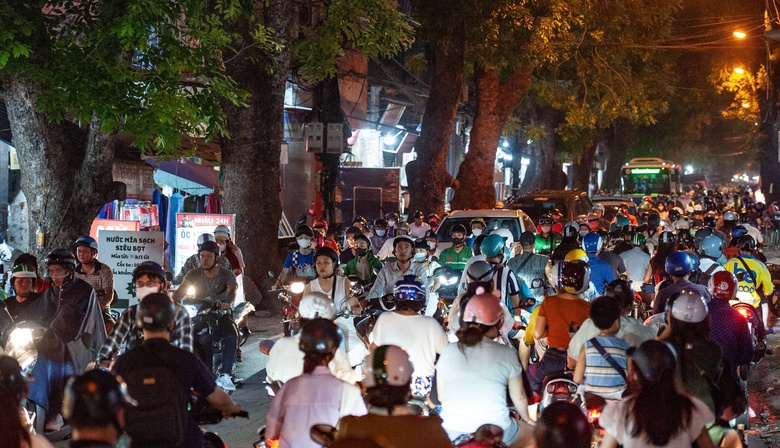 Cấm xe m&aacute;y xăng trong V&agrave;nh đai 1, H&agrave; Nội cần l&agrave;m g&igrave;?- Ảnh 1.