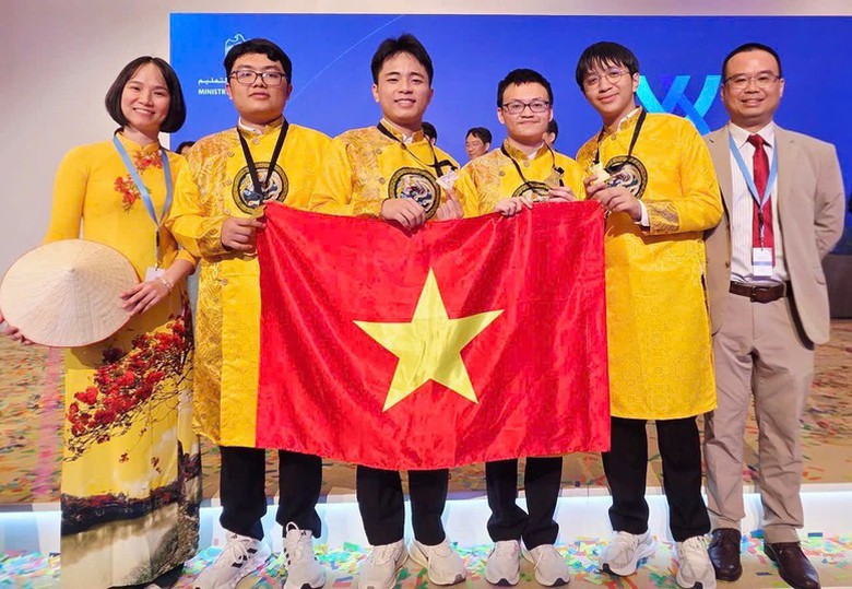 100% th&iacute; sinh Việt Nam gi&agrave;nh Huy chương V&agrave;ng Olympic H&oacute;a học Quốc tế 2025- Ảnh 1.