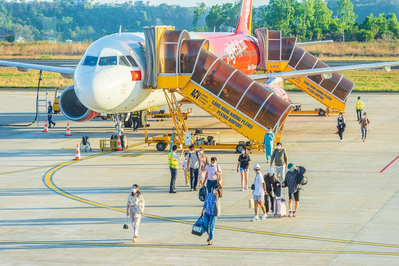 Bộ X&acirc;y dựng phản hồi kiến nghị cử tri Gia Lai về n&acirc;ng cấp s&acirc;n bay Pleiku- Ảnh 1.