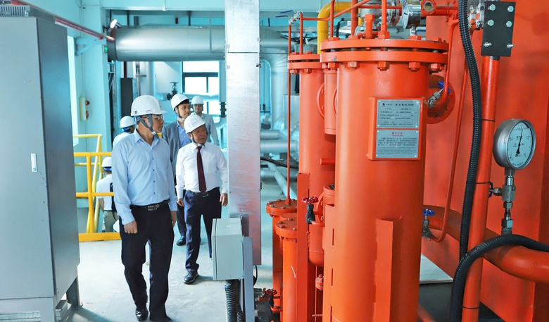 Doanh nghiệp vật liệu đ&oacute;n đầu giảm ph&aacute;t thải- Ảnh 3.