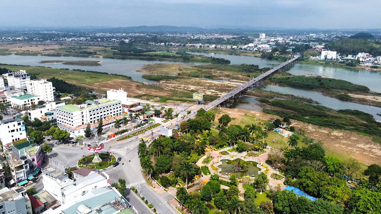 Quảng Ng&atilde;i miễn lệ ph&iacute; cấp giấy ph&eacute;p x&acirc;y dựng trực tuyến- Ảnh 2.