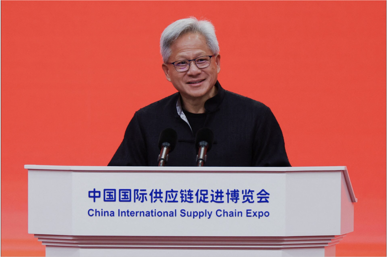 CEO Nvidia ph&aacute;t biểu đầy bất ngờ về chip AI Trung Quốc- Ảnh 1.