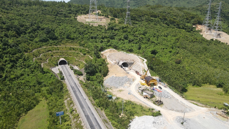 Th&ocirc;ng kỹ thuật hầm Đ&egrave;o Ngang mở rộng, vượt tiến độ 1 th&aacute;ng- Ảnh 1.