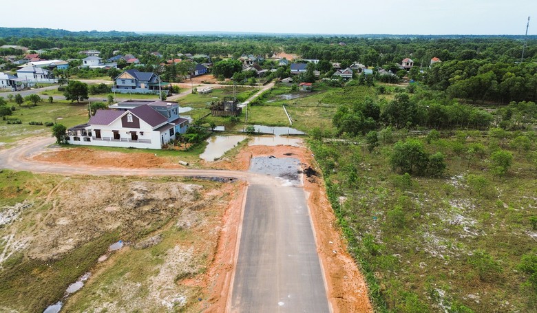 Dự &aacute;n đường tr&aacute;nh Đ&ocirc;ng H&agrave; đua nước r&uacute;t ho&agrave;n th&agrave;nh nhưng mặt bằng c&ograve;n vướng mắc- Ảnh 7.