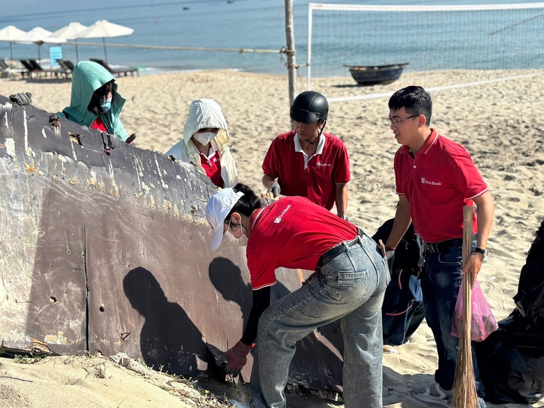 SeABank chung tay l&agrave;m sạch 11 b&atilde;i biển v&igrave; m&ocirc;i trường xanh- Ảnh 1.