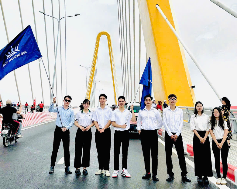 Cầu Ho&agrave;ng Gia ch&iacute;nh thức th&ocirc;ng xe, th&agrave;nh phố đảo Vũ Y&ecirc;n vươn tầm kết nối- Ảnh 3.