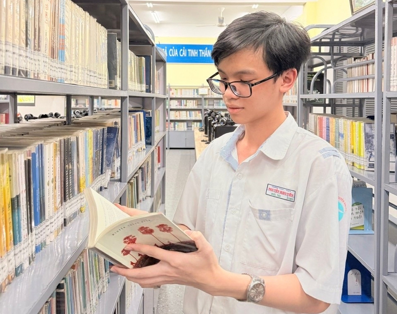 Ch&acirc;n dung thủ khoa 30/30 Khối B: H&agrave;nh tr&igrave;nh "đi xa để mơ cao" v&agrave; b&iacute; quyết tự học độc đ&aacute;o- Ảnh 2.