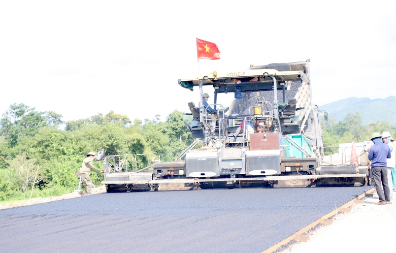 Cao tốc Kh&aacute;nh H&ograve;a - Bu&ocirc;n Ma Thuột: Đắk Lắk quyết liệt gỡ vướng, phấn đấu về đ&iacute;ch 31/12- Ảnh 4.