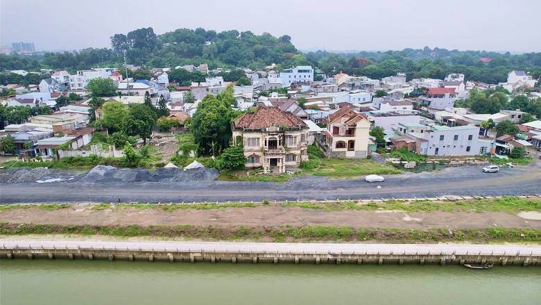 Điều chỉnh quy hoạch đường ven s&ocirc;ng Đồng Nai để n&eacute; biệt thự cổ trăm năm tuổi- Ảnh 3.