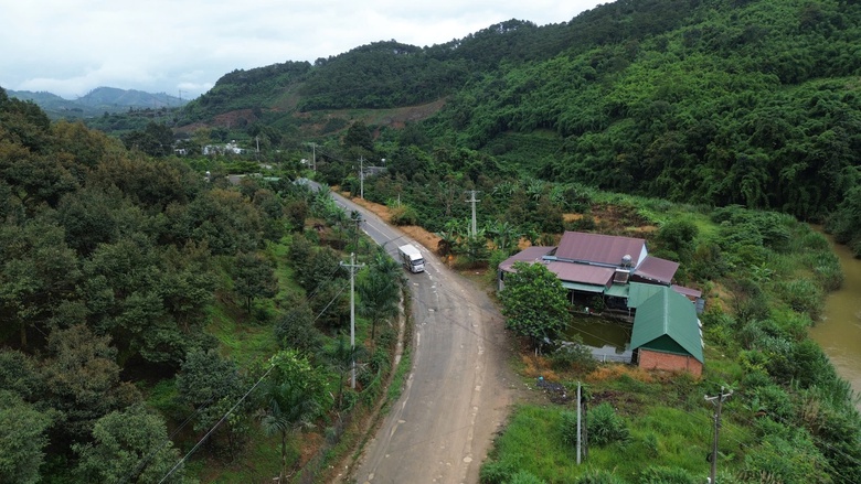 Quốc lộ 27 nối Đắk Lắk - L&acirc;m Đồng xuống cấp nghi&ecirc;m trọng, tai nạn giao th&ocirc;ng r&igrave;nh rập- Ảnh 1.