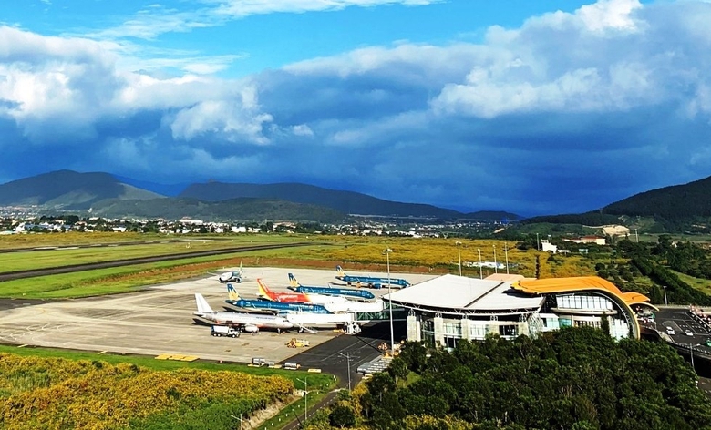 Sân bay Liên Khương lùi thời gian đóng cửa sang tháng 3/2026- Ảnh 1. Sân bay Liên Khương lùi thời gian đóng cửa sang tháng 3/2026- Ảnh 1.