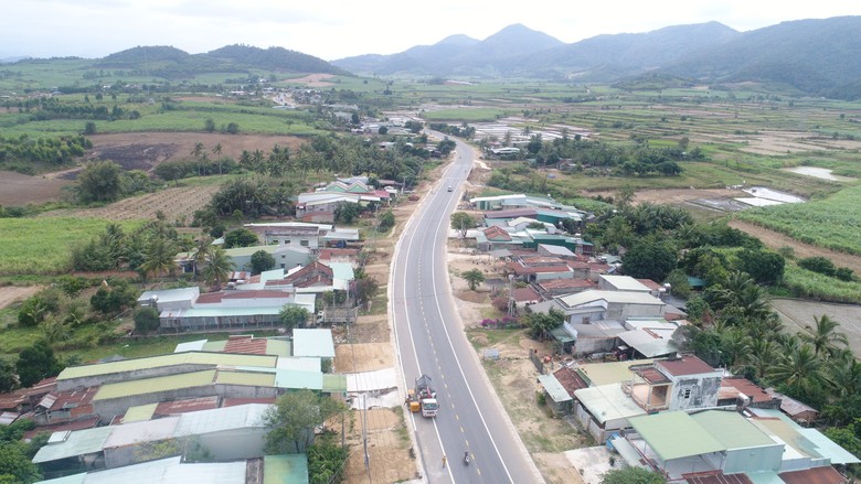 Gia Lai tiếp nhận quản l&yacute; tuyến quốc lộ 19 v&agrave; 19D từ Cục Đường bộ Việt Nam- Ảnh 1.