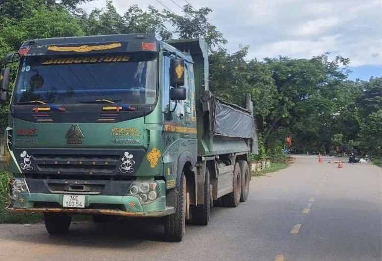 Hiện trường vụ tai nạn - Ảnh: Hữu Th&agrave;nh.