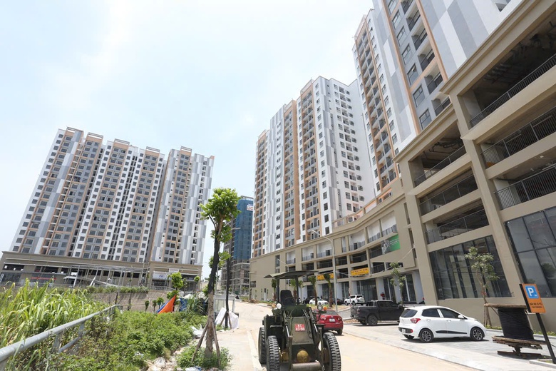 Thứ trưởng Nguyễn Văn Sinh kiểm tra dự &aacute;n nh&agrave; ở x&atilde; hội tại Quảng Ninh- Ảnh 5.