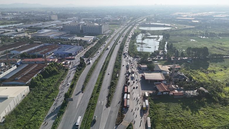 Bắc Ninh giải bài toán ùn tắc giao thông tại khu công nghiệp Quang Châu- Ảnh 7. Bắc Ninh giải bài toán ùn tắc giao thông tại khu công nghiệp Quang Châu- Ảnh 7.