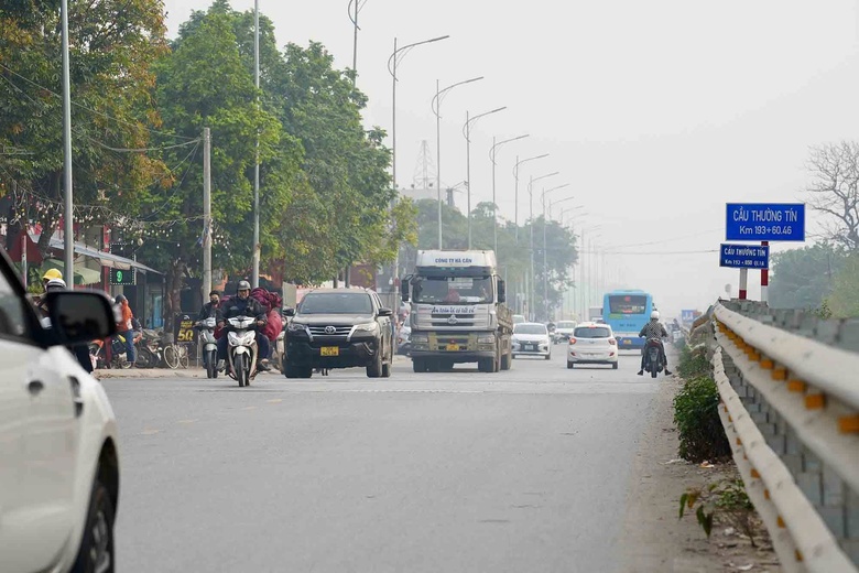 H&agrave; Nội hạn chế giao th&ocirc;ng QL1A để thi c&ocirc;ng cầu vượt Dương Trực Nguy&ecirc;n- Ảnh 1.