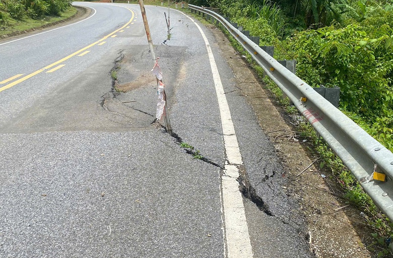 Sụt lún trên quốc lộ ở Thanh Hoá, khi nào khắc phục?- Ảnh 8. Sụt lún trên quốc lộ ở Thanh Hoá, khi nào khắc phục?- Ảnh 8.