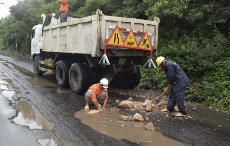 Bộ X&acirc;y dựng phản hồi kiến nghị khắc phục t&igrave;nh trạng xuống cấp quốc lộ 3- Ảnh 1.